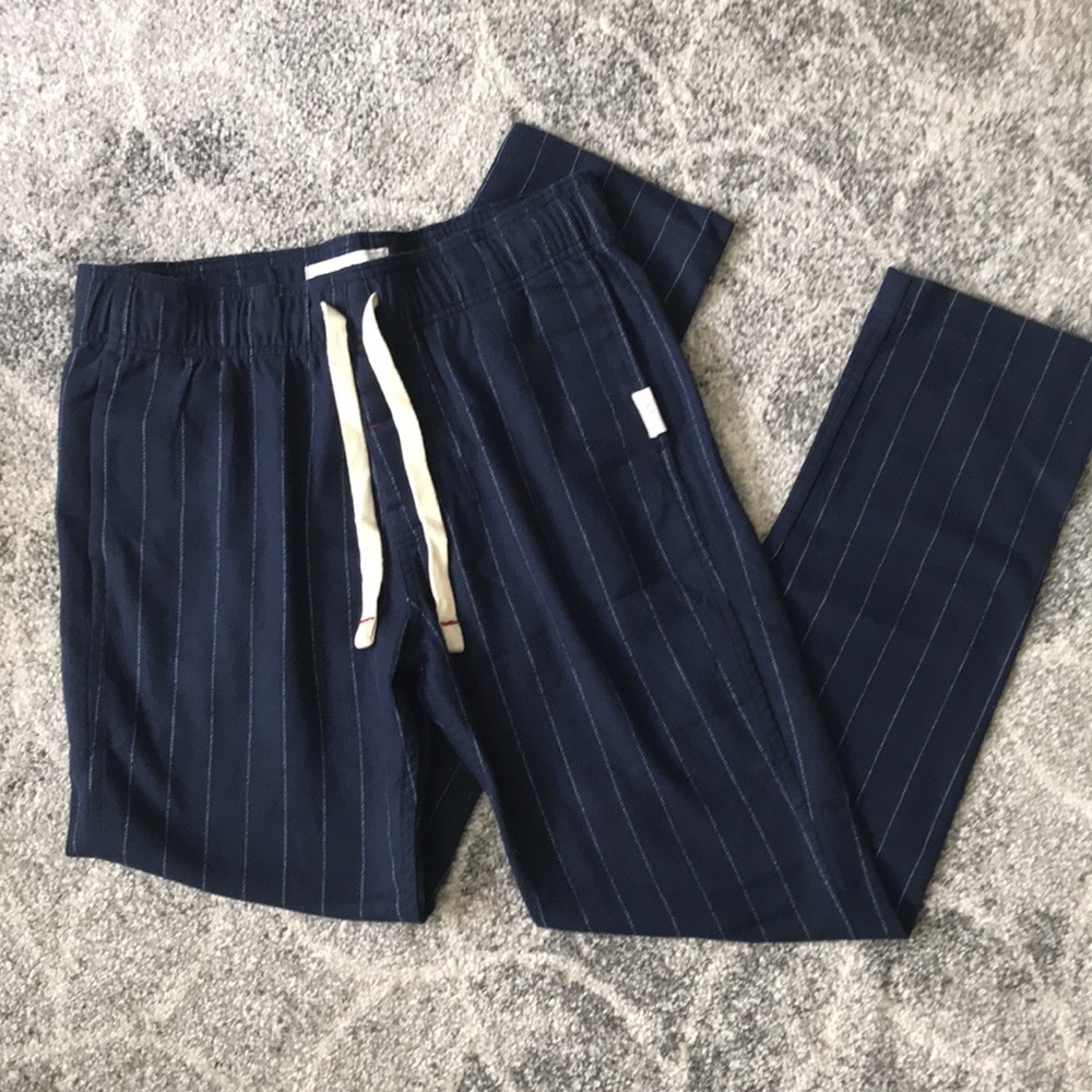 Men’s Abercrombie A&F navy stripe flannel pajama pants